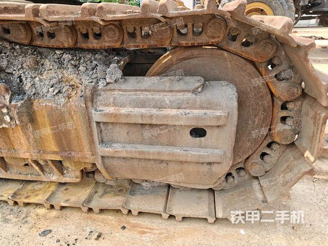 左驱动轮（行走机构）