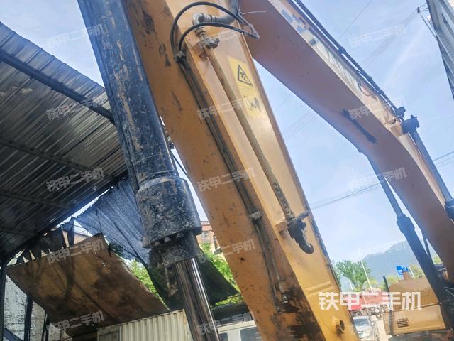 小臂整體左后（工作和回轉(zhuǎn)裝置）