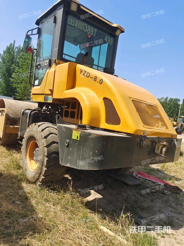 左后45°（壓路機(jī)整機(jī)外觀）