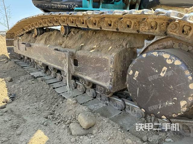 单侧履带整体（整机外观）