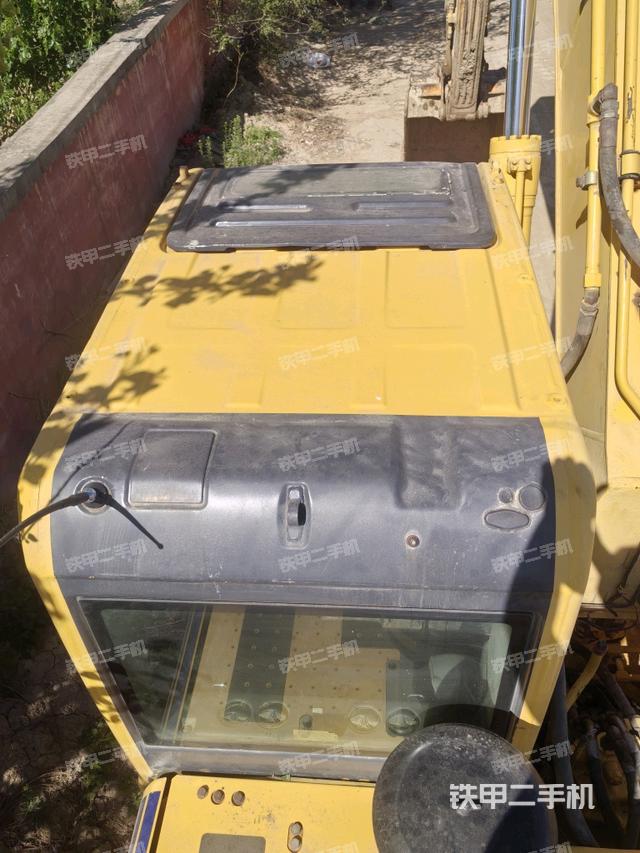 駕駛室頂部（整機(jī)外觀）