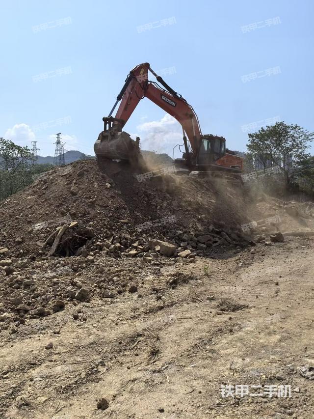 斗山DX380LC-9C挖掘機