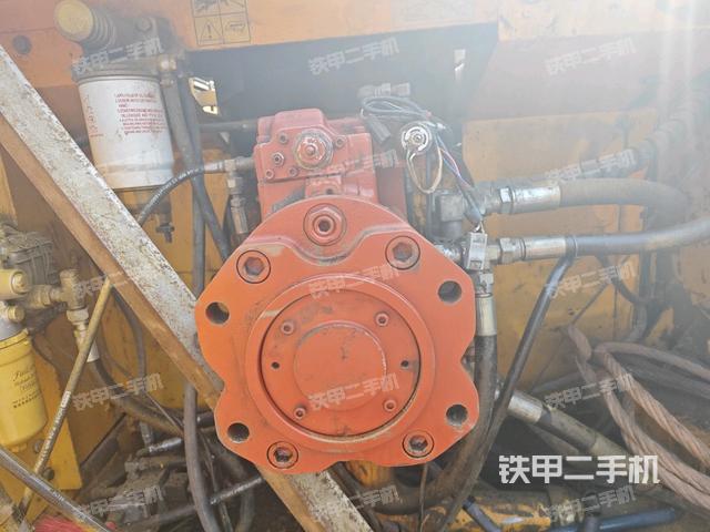 液壓泵斜45?左(大件艙室) 液壓泵斜45?左(大件艙室)