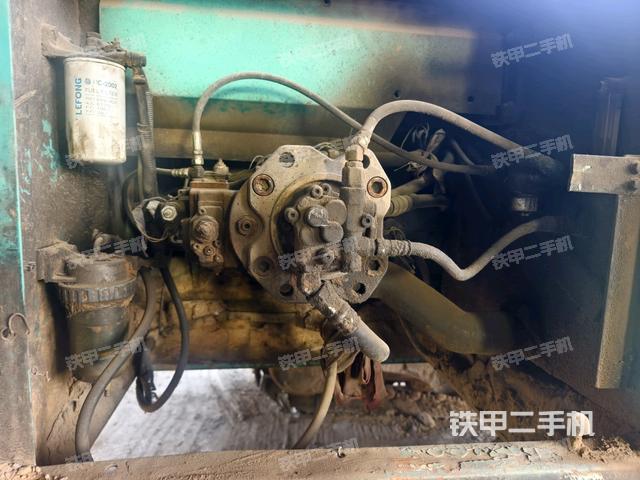 液壓泵斜45?左(大件艙室) 液壓泵斜45?左(大件艙室)