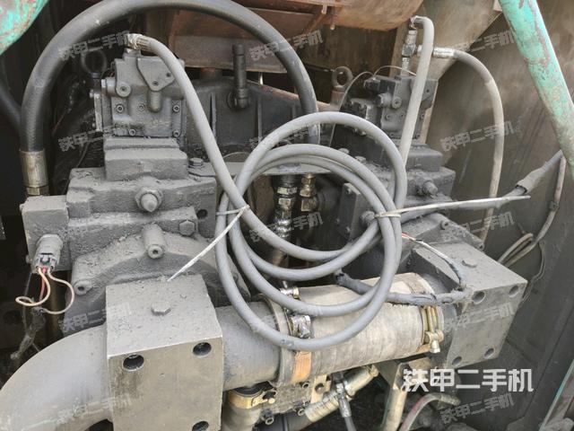 液壓泵室(大件艙室) 液壓泵室(大件艙室)