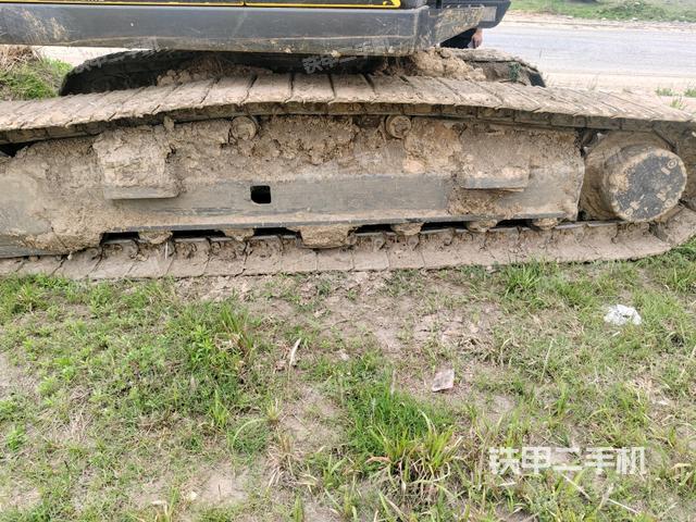 右側(cè)行走馬達(dá)蓋板(行走機(jī)構(gòu)) 右側(cè)行走馬達(dá)蓋板(行走機(jī)構(gòu))