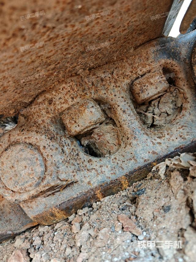 左驅(qū)動(dòng)輪(行走機(jī)構(gòu)) 左驅(qū)動(dòng)輪(行走機(jī)構(gòu))