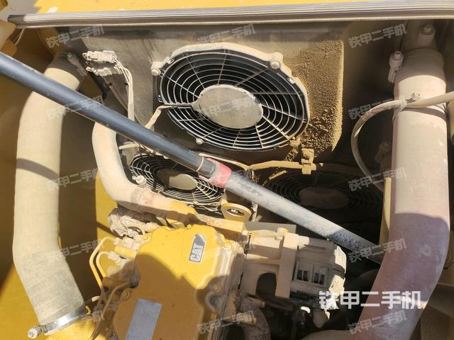 水箱+風(fēng)扇特寫(上車部件) 水箱+風(fēng)扇特寫(上車部件)