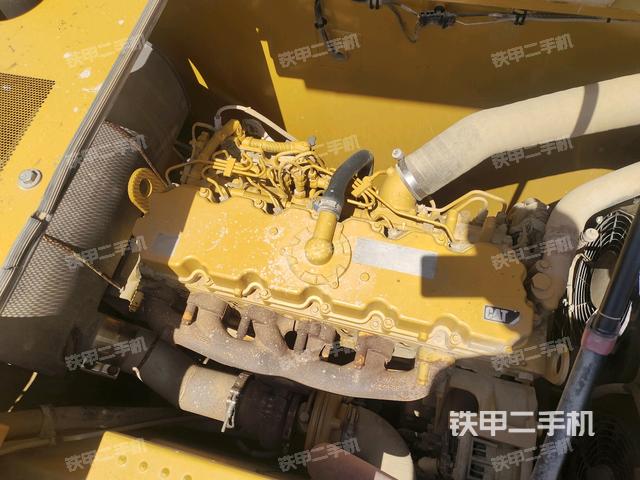 發(fā)動(dòng)機(jī)室(上車部件) 發(fā)動(dòng)機(jī)室(上車部件)