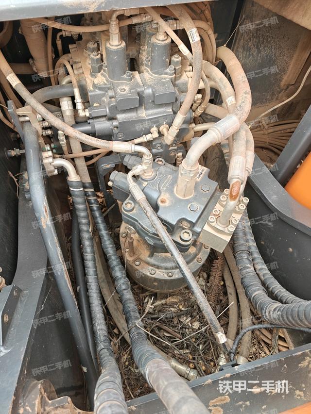 水箱+風(fēng)扇特寫(xiě)(上車部件) 水箱+風(fēng)扇特寫(xiě)(上車部件)