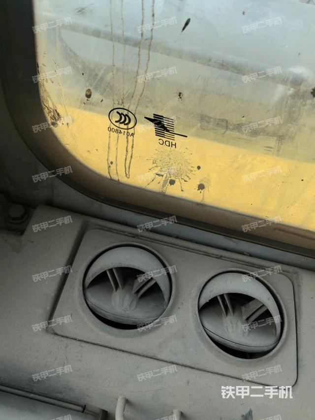 后窗玻璃角標(biāo)（駕駛室部分）