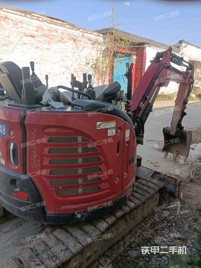 整機(jī)右后45°(整機(jī)外觀) 整機(jī)右后45°(整機(jī)外觀)