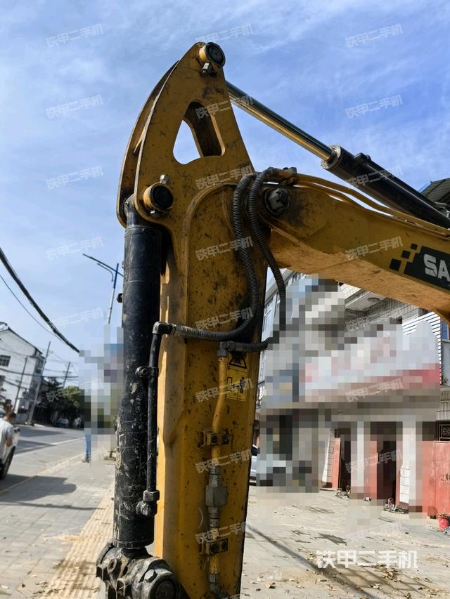 小臂整體左后（工作和回轉(zhuǎn)裝置）