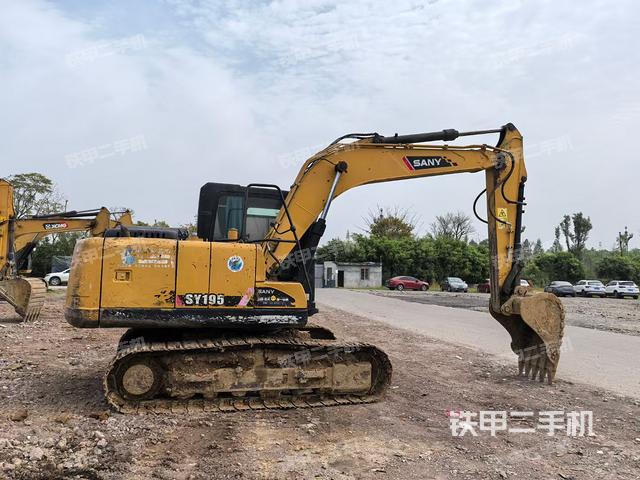 右前45(整機(jī)外觀) 右前45(整機(jī)外觀)