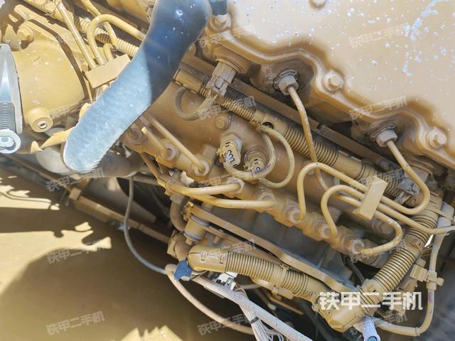 氣門室蓋螺絲特寫(上車部件) 氣門室蓋螺絲特寫(上車部件)