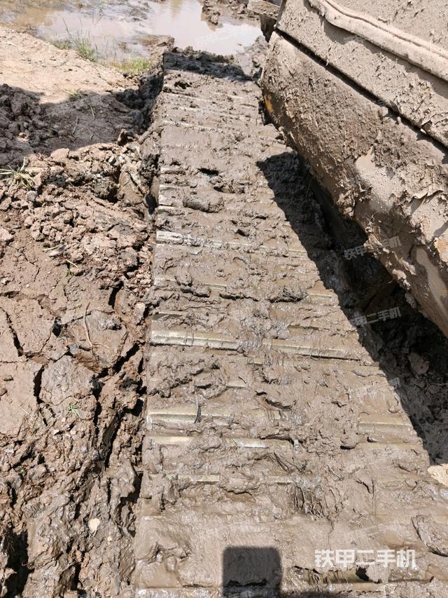 右側(cè)行走馬達(dá)蓋板（行走機(jī)構(gòu)）