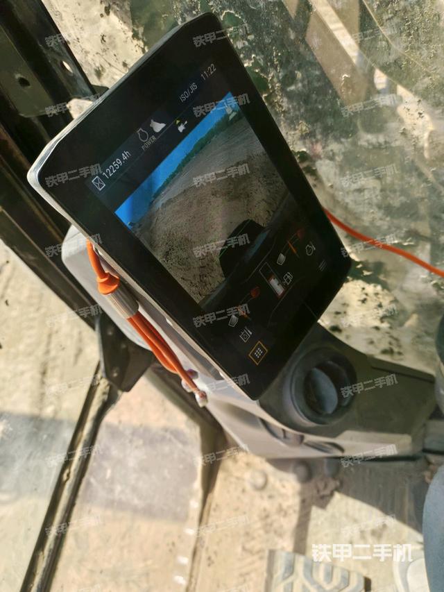 顯示屏?(駕駛室部分) 顯示屏?(駕駛室部分)