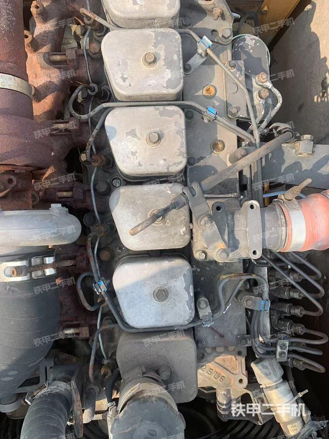 發(fā)動(dòng)機(jī)整體俯視（整機(jī)外觀）