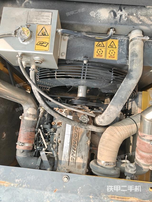 發(fā)動(dòng)機(jī)室（上車部件）