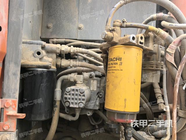 液壓泵斜45?左（大件艙室）