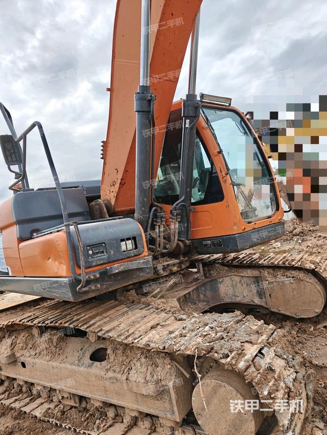 大臂整體?右側(cè)(工作和回轉(zhuǎn)裝置) 大臂整體?右側(cè)(工作和回轉(zhuǎn)裝置)