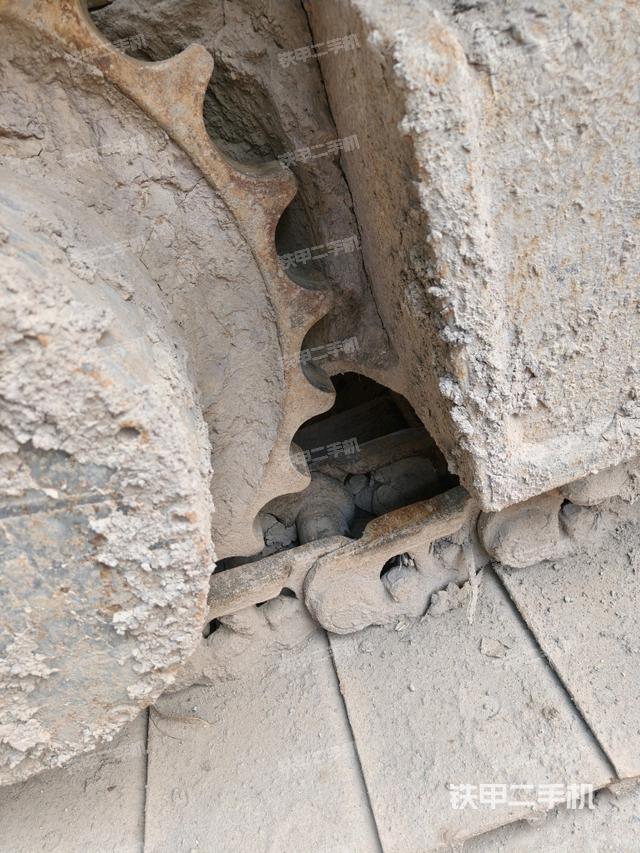 左驅(qū)動(dòng)輪(行走機(jī)構(gòu)) 左驅(qū)動(dòng)輪(行走機(jī)構(gòu))