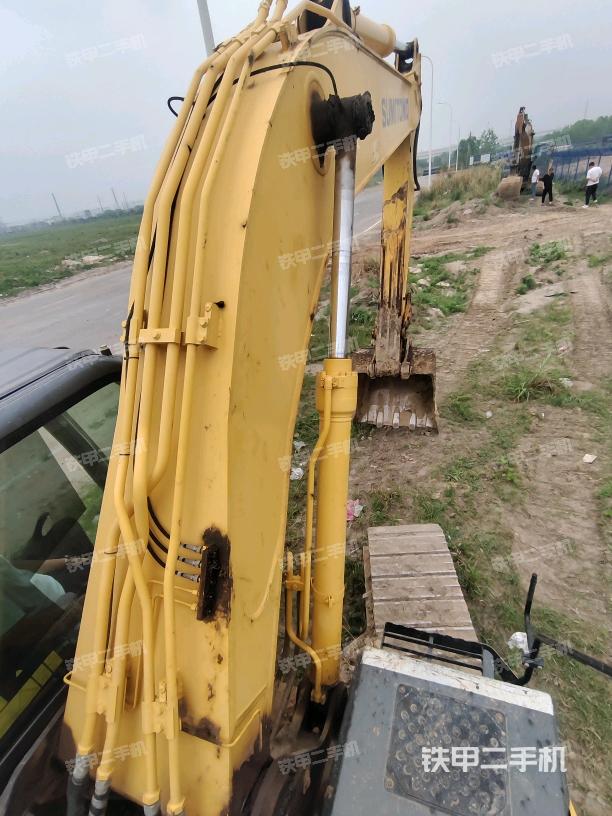 小臂整體右前(工作和回轉(zhuǎn)裝置) 小臂整體右前(工作和回轉(zhuǎn)裝置)