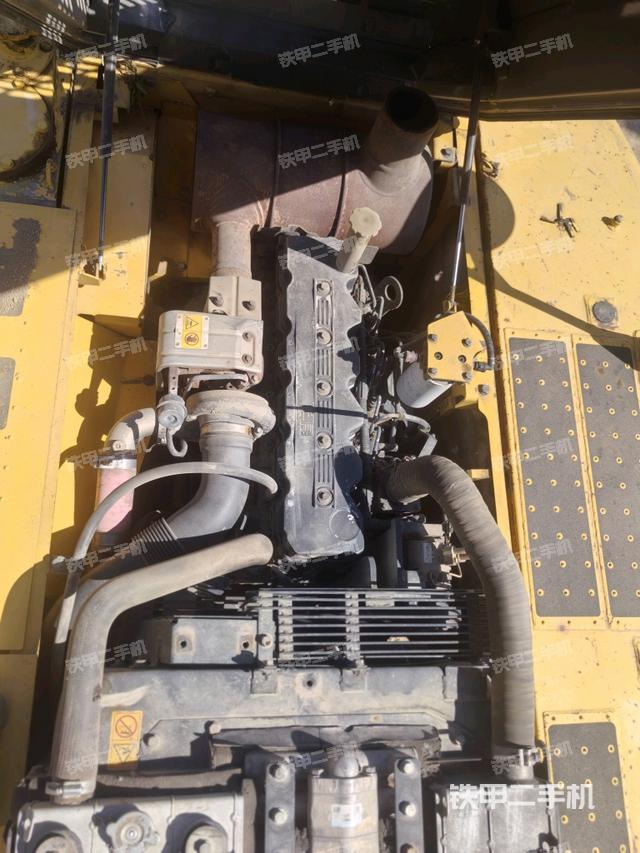 發(fā)動(dòng)機(jī)整體俯視（整機(jī)外觀）