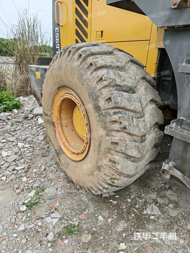 左前輪(行走機構(gòu)) 左前輪(行走機構(gòu))