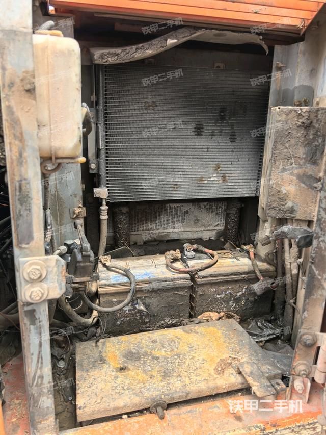 散熱器室(大件艙室) 散熱器室(大件艙室)