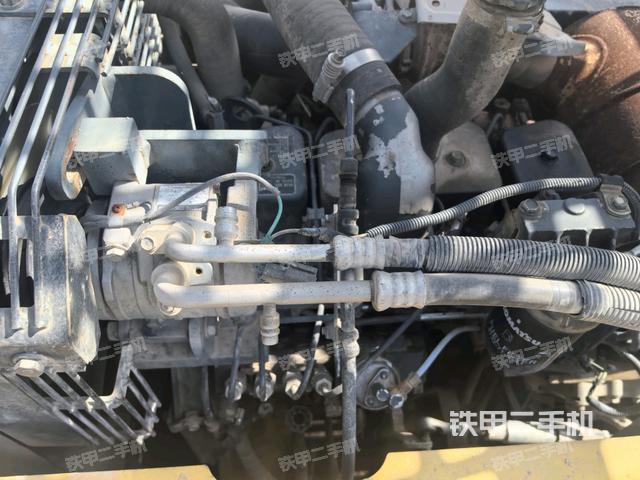 氣門室蓋螺絲特寫（上車部件）