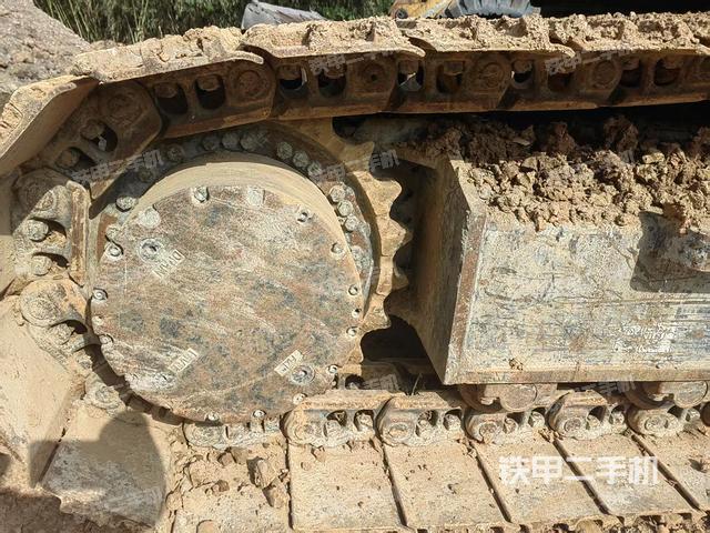 右驅(qū)動(dòng)輪（行走機(jī)構(gòu)）