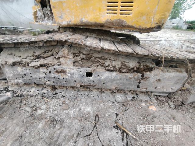 左側(cè)行走馬達(dá)蓋板(行走機(jī)構(gòu)) 左側(cè)行走馬達(dá)蓋板(行走機(jī)構(gòu))