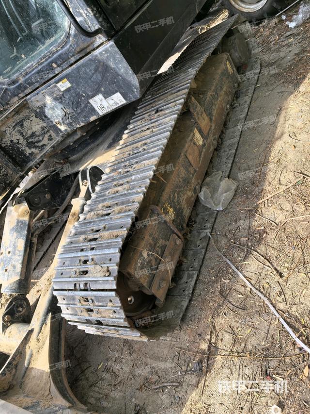 左側(cè)履帶整體?（行走機(jī)構(gòu)）