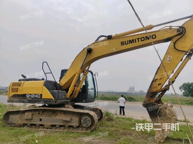 右前45(整機(jī)外觀) 右前45(整機(jī)外觀)