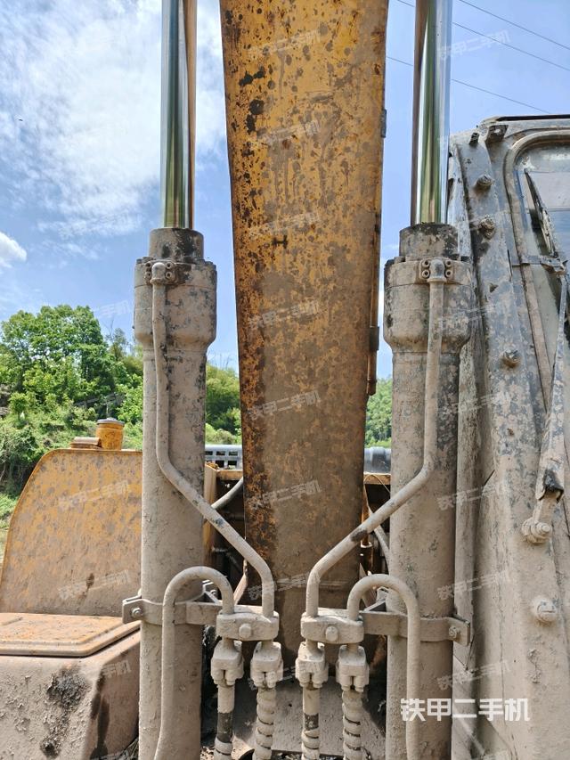 大臂根部?斜視（工作和回轉(zhuǎn)裝置）