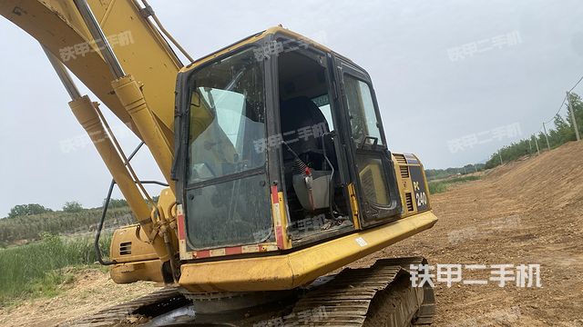 驾驶室整体（整机外观）