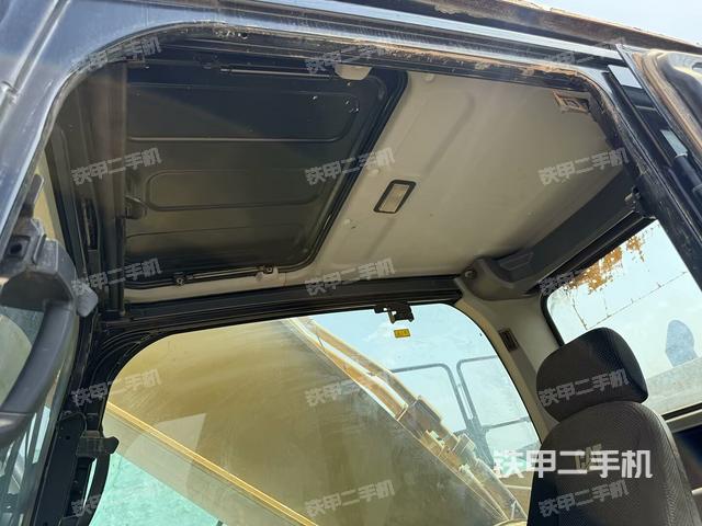 后窗玻璃角標(biāo)(駕駛室部分) 后窗玻璃角標(biāo)(駕駛室部分)