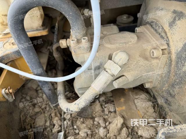 電瓶（大件艙室）