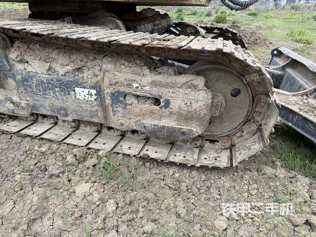 右導(dǎo)向輪（行走機構(gòu)）