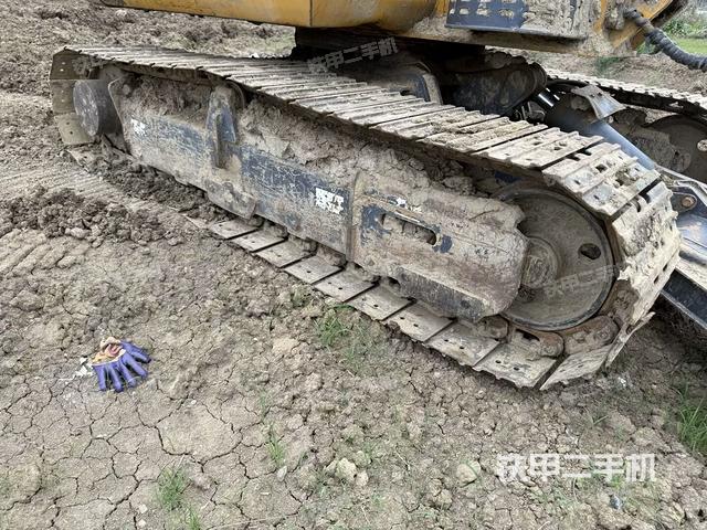 左側(cè)履帶整體?（行走機構(gòu)）