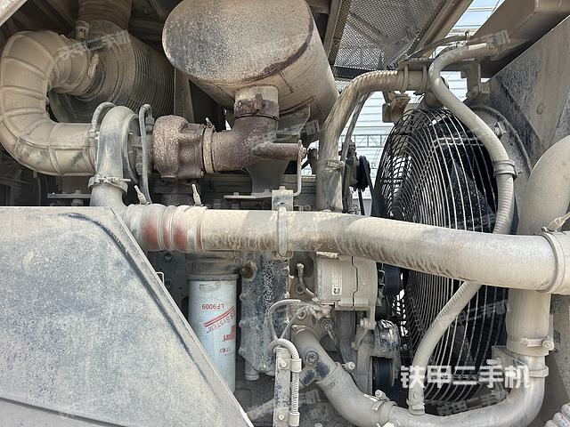 發(fā)動機右側(cè)(整機外觀及大件) 發(fā)動機右側(cè)(整機外觀及大件)