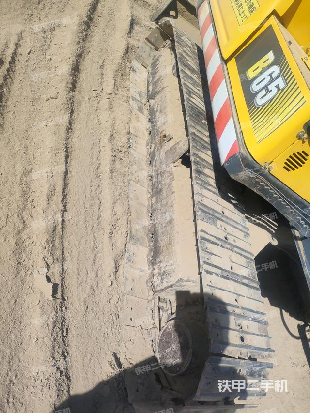 左側(cè)履帶整體?（行走機(jī)構(gòu)）