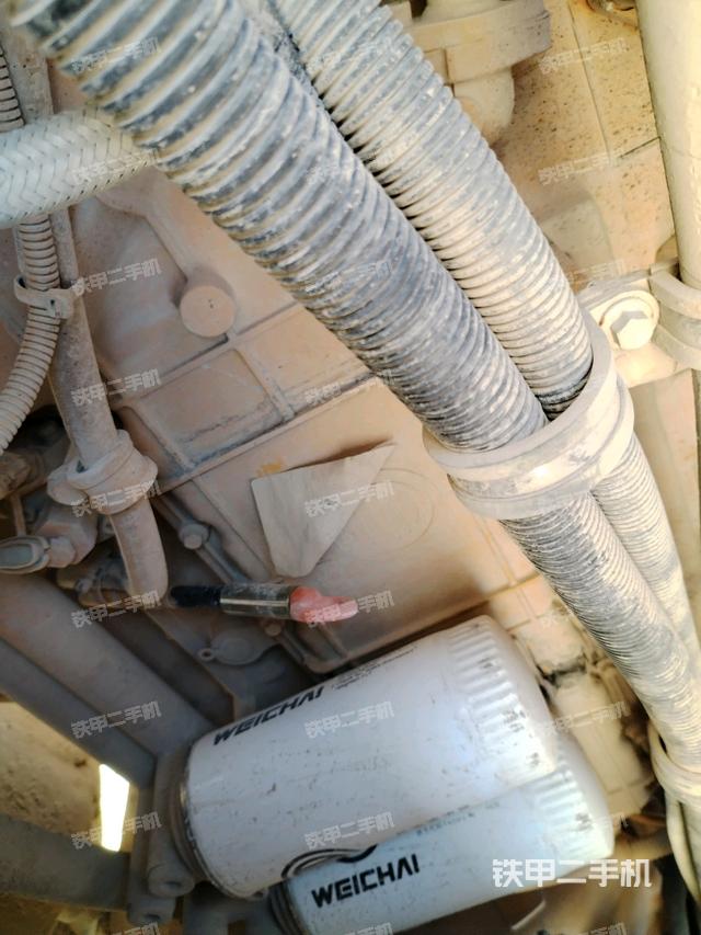 散熱器正面(動(dòng)力系統(tǒng)) 散熱器正面(動(dòng)力系統(tǒng))