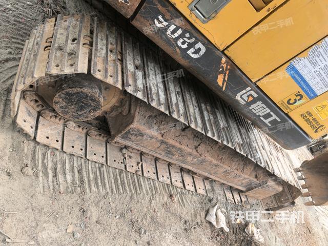 右側(cè)履帶整體?（行走機(jī)構(gòu)）