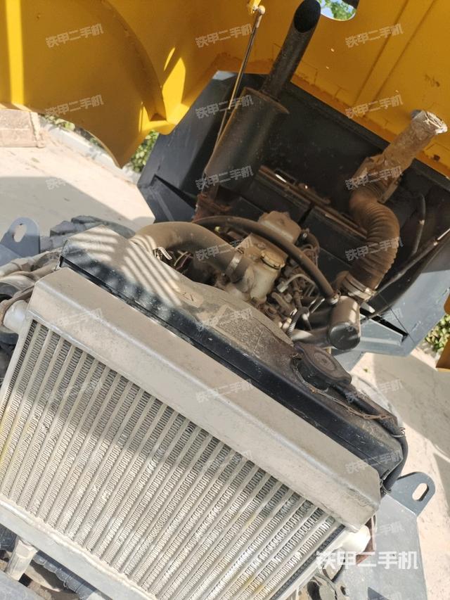 風扇及皮帶（壓路機發(fā)動機艙）