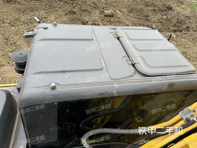 增壓器特寫(xiě)(上車(chē)部件) 增壓器特寫(xiě)(上車(chē)部件)