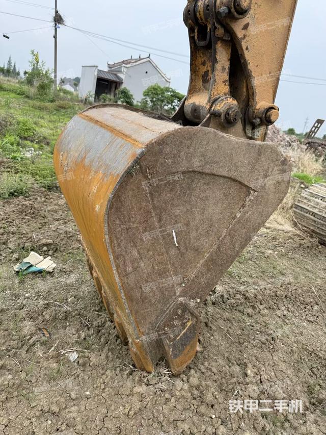 大臂整體?右側(cè)（工作和回轉(zhuǎn)裝置）