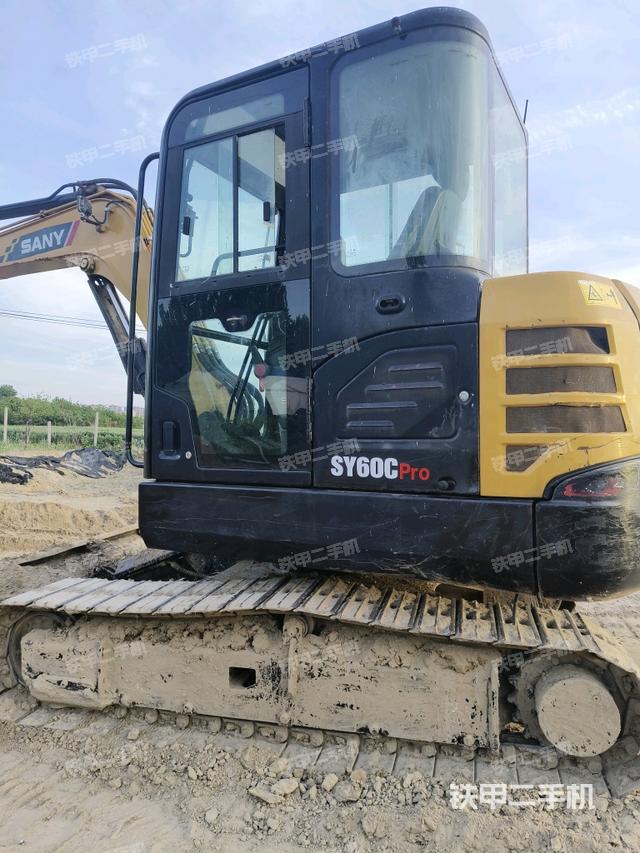 右前45(整機外觀) 右前45(整機外觀)