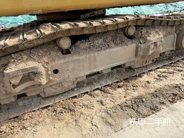 右側(cè)行走馬達(dá)蓋板(行走機(jī)構(gòu)) 右側(cè)行走馬達(dá)蓋板(行走機(jī)構(gòu))